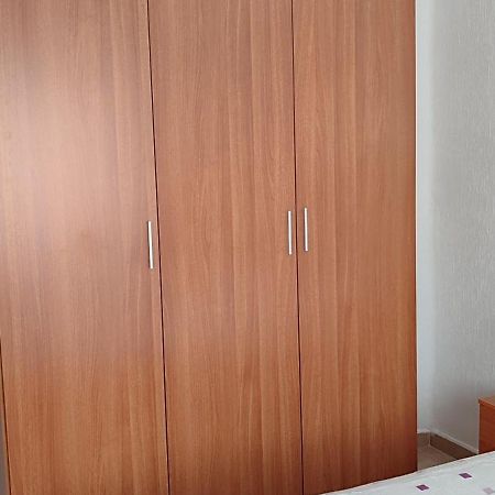 Apartamento 2 Habitaciones A 8 Min Del Casco Historico Cordova Esterno foto